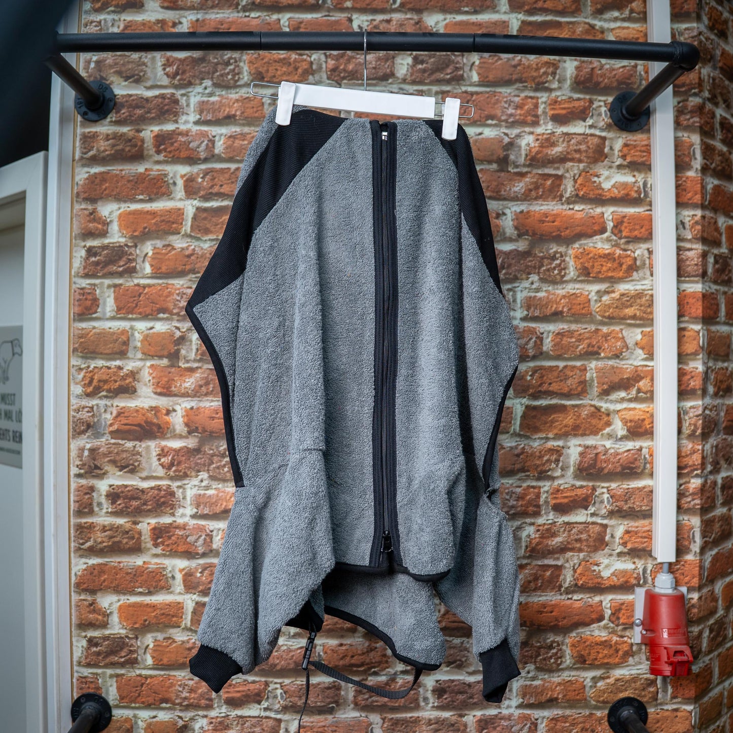 dryup® Hundebademantel mit Bein